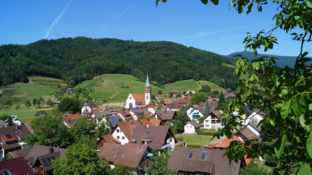 Hotel Schwarzenbergs Traube Glottertal Bagian luar foto