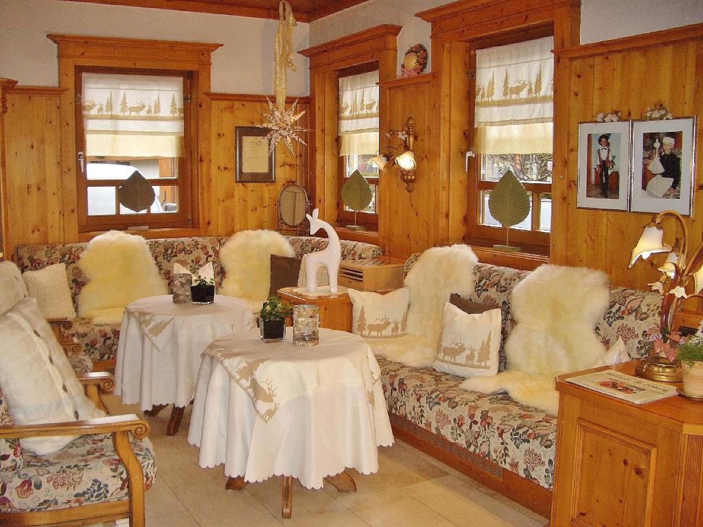 Hotel Schwarzenbergs Traube Glottertal Bagian luar foto